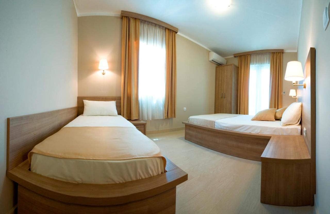 Vila V Lux Apartments Petrovac Extérieur photo