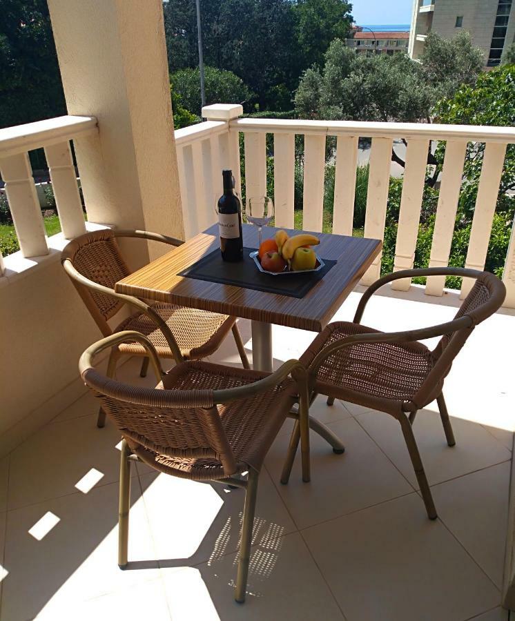 Vila V Lux Apartments Petrovac Extérieur photo