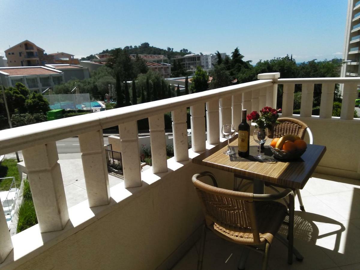 Vila V Lux Apartments Petrovac Extérieur photo