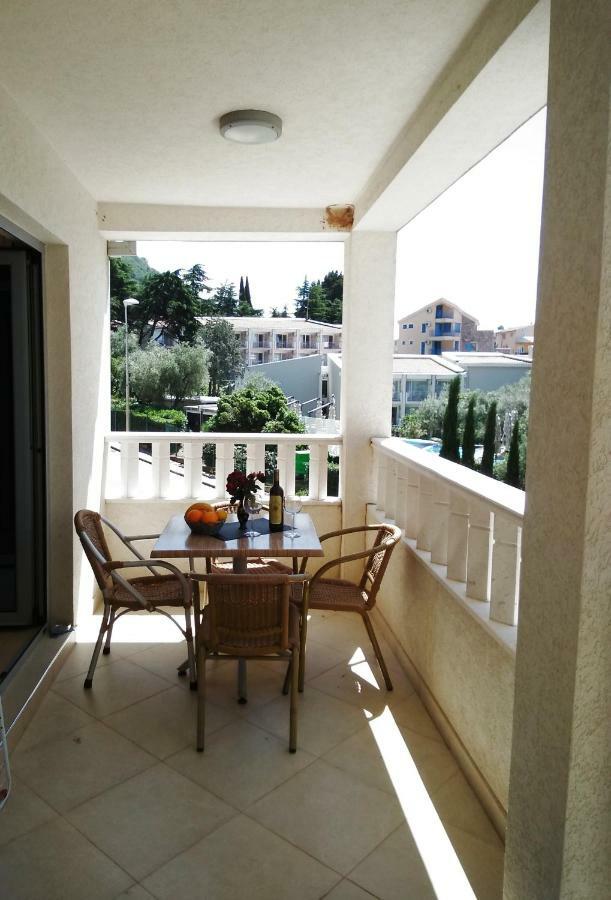 Vila V Lux Apartments Petrovac Extérieur photo